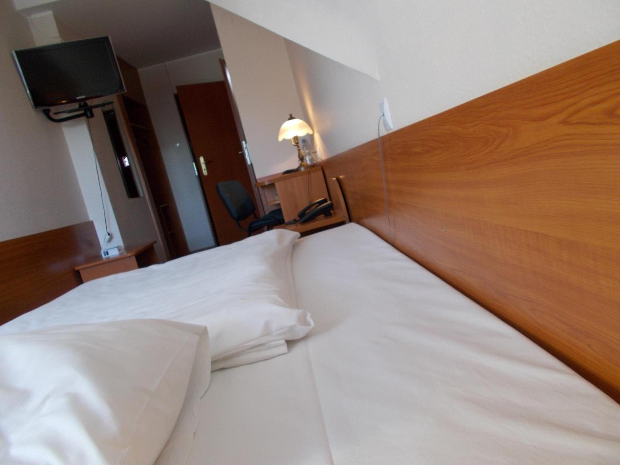 Hotel Gorecki Lidzbark Warminski Phòng bức ảnh